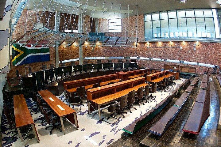 Full-Day Guided Tour of Soweto, Johannesburg and Apartheid Museum
