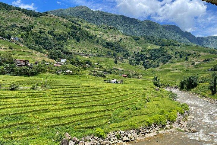 2 Day Sapa Cultural Tour from Hanoi with Homestay