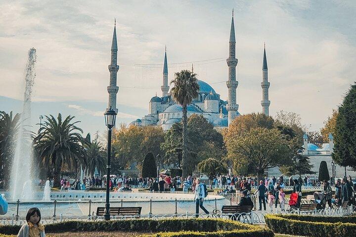Private Istanbul Layover Tour from Airport with Guide and Van