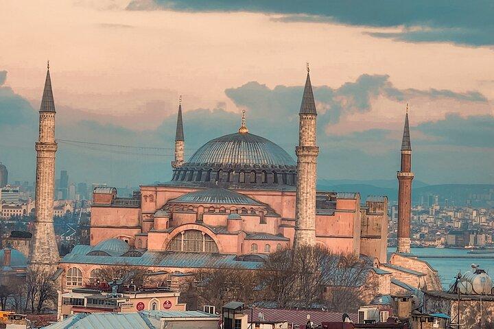 Private Istanbul Layover Tour from Airport with Guide and Van