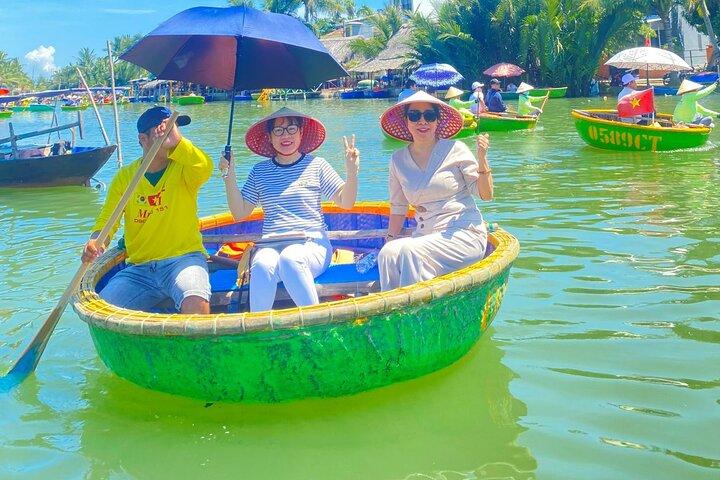 Hoi an Coconut Boat & Hoian ancient Town Tour From Danang orHoian