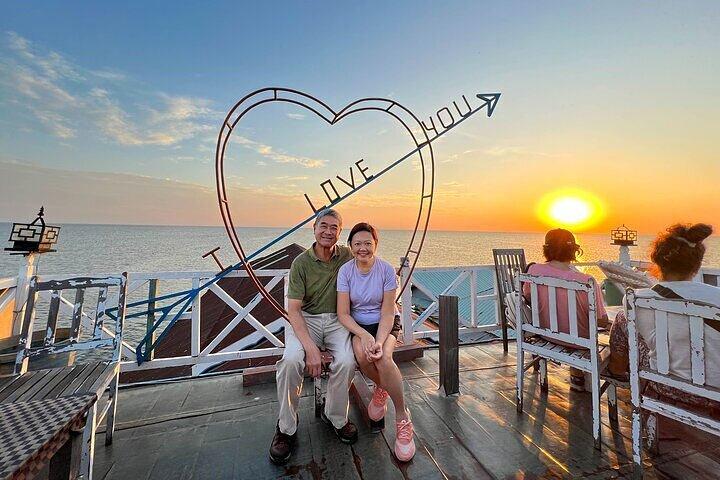 Sunset Tour of Kampong Phluk Stilts Home Village Small Group Tour