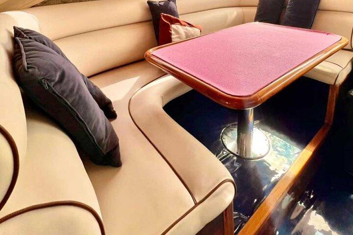 Dubai Marina Yacht Tour: Enjoy Morning Breakfast w/ PVT Transfer
