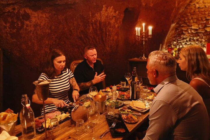 Rome: Candlelight Food & Wine Tasting in Ancient Roman Cellar