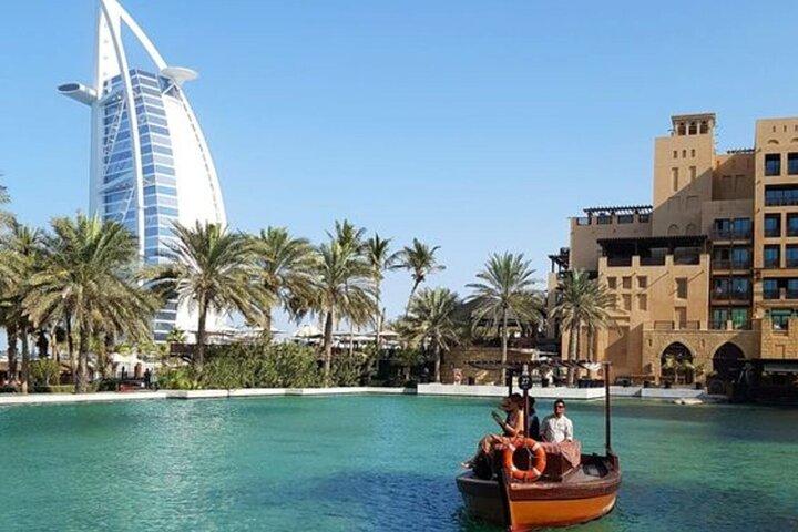 Dubai City Tour with Tour Guide