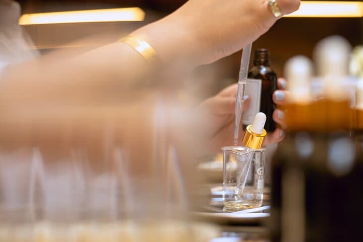 2 Hours Perfume Making Workshop in Istanbul