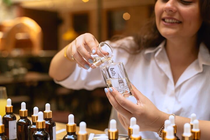 2 Hours Perfume Making Workshop in Istanbul