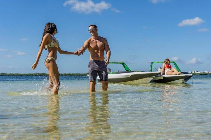 Total Speed Boat Tour and Snorkel Cancun