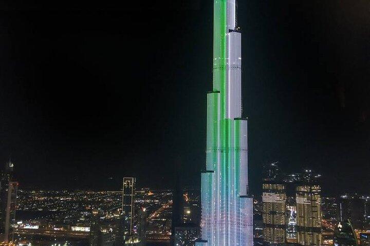 Modern Dubai Night Tour with Burj Khalifa and Fountain Show