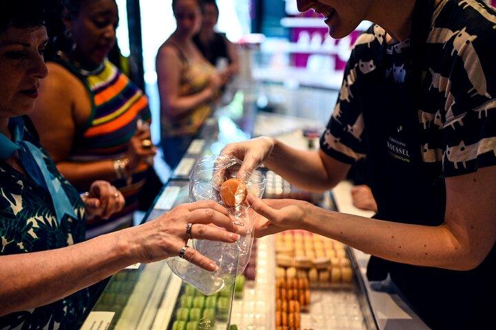 Private Montmartre Food Tour with Wine, Cheese and Pastries