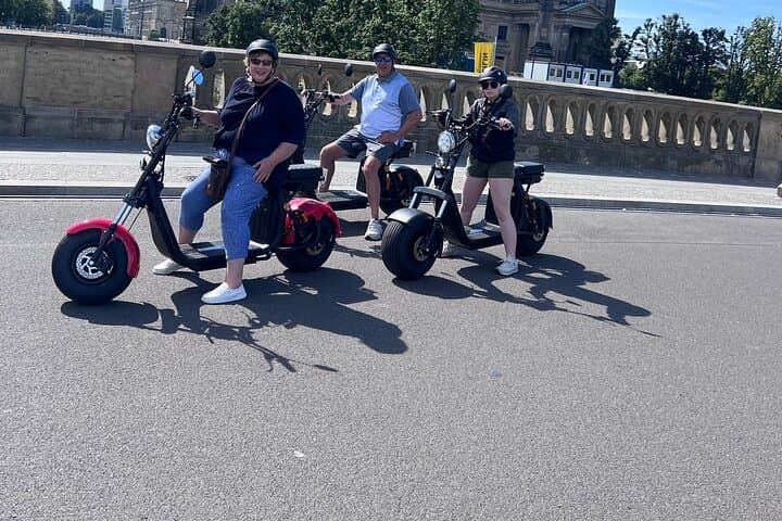 2H Berlin Guided Fat Tire E-Scooter Tour