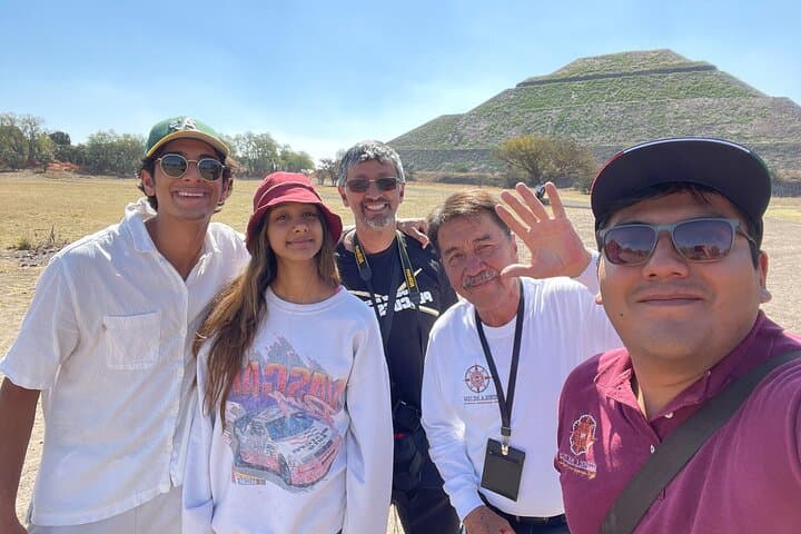 Private Tour Teotihuacan Pyramids & Basilica of Guadalupe