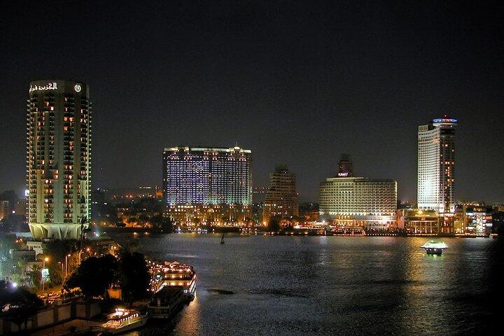From Cairo: 5 Stars Nile Dinner Cruise with Live Entertainment