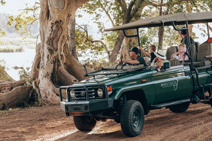 Remarkable Big 5 Sunrise Safari in Hoedspruit