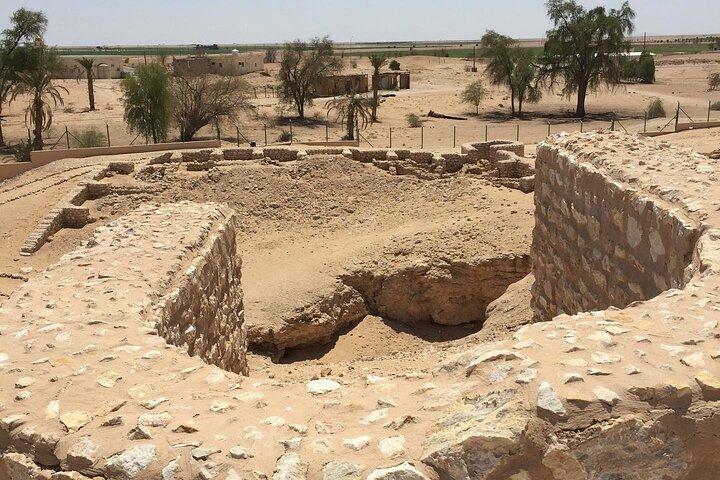 Wadi Darbat and Majestic Wilderness Mount Samhan