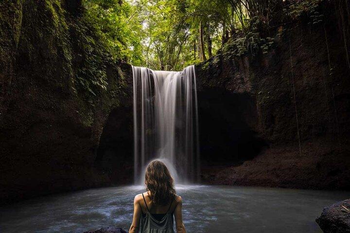 Bali Blue Lagoon Snorkeling and Waterfall Day Tour with Lunch