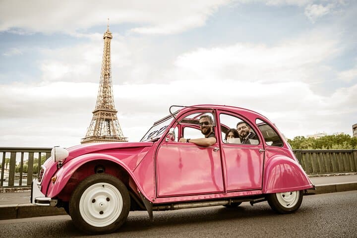 2 Hours Private Guided Tour in a Pink Citroën 2CV