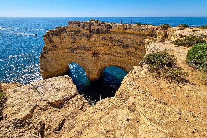 From Faro: Benagil Hiking Cliffs and the 4 Treasure Experience