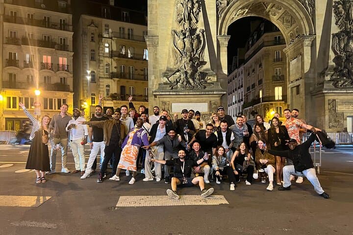 Paris City Center Guided Pub Crawl With Shots & Club Entry