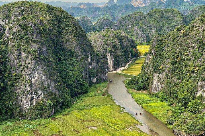 Ninh Binh Full Day Tour to Hoa Lu Tam Coc
