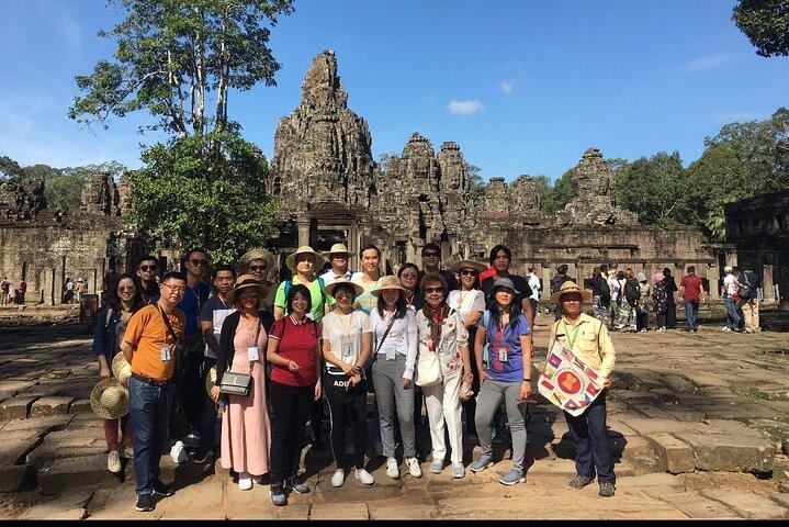 Full Day Tour Angkor Wat Sunrise and Siem Reap Temples