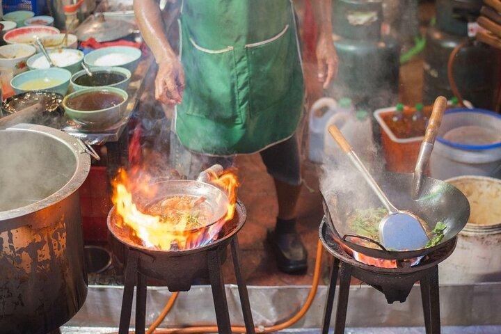 Famous Bangkok Chinatown Food Tour