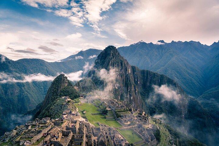 Inca Trail 4-Day Hiking Tour to Machu Picchu from Cusco