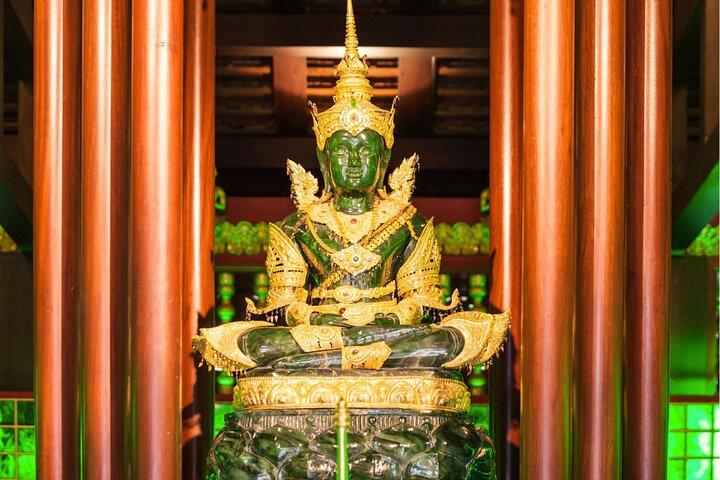 Bangkok Grand Palace & Emerald Buddha Flexible Entry with Audio