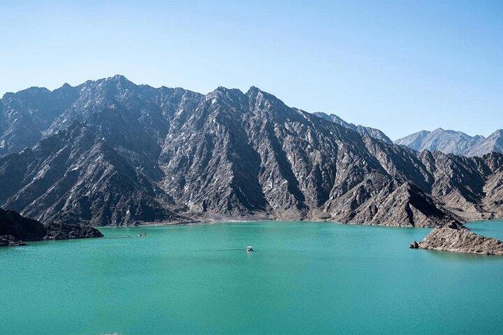 Hatta Mountain Tour with Horse Riding and Lunch in Private Car