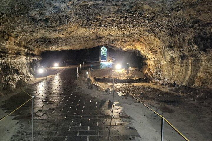 Private Half Day Tour Lava tube(Hanrim park ) in jeju island
