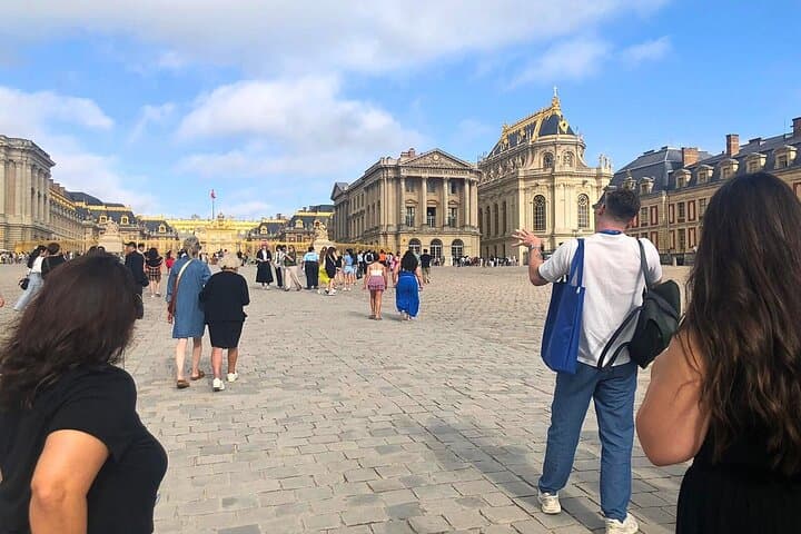Versailles Palace and Gardens Tour