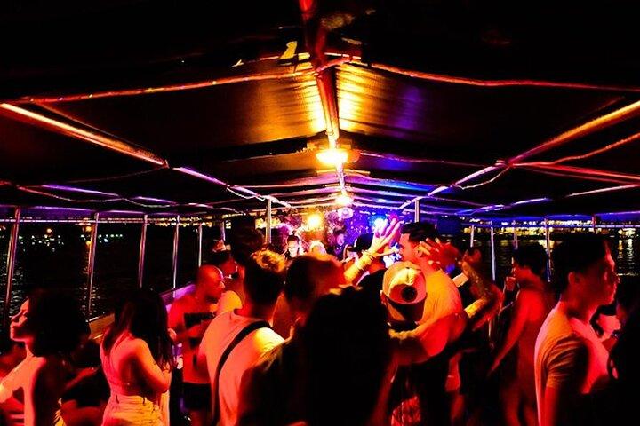 Miami Party Boat Cruise Drinks & Skyline Views