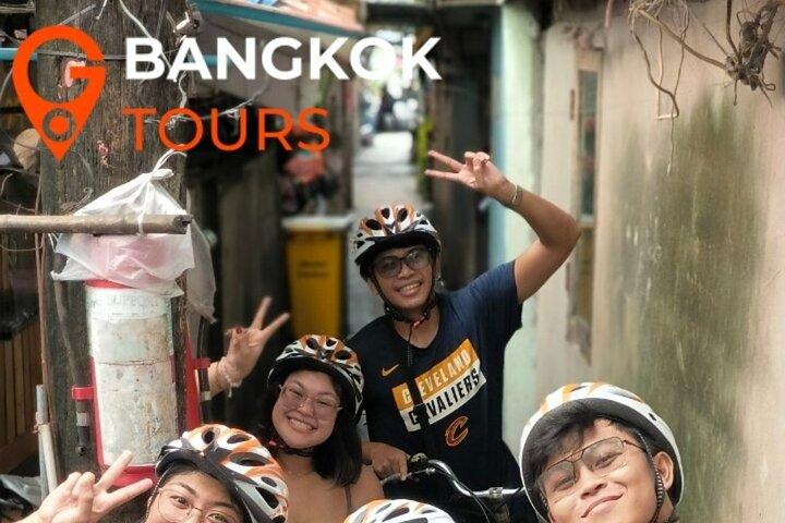 Past and Present Bike Tour of Bangkok
