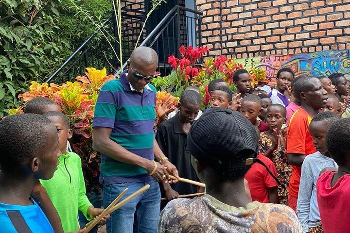 Discover Kigali: Full-Day Tour with Hotel Pickup and Lunch