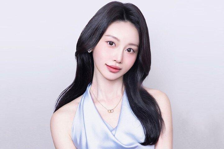 Hair, Personal Color and Makeup with Photo Shoot at SihyunHada