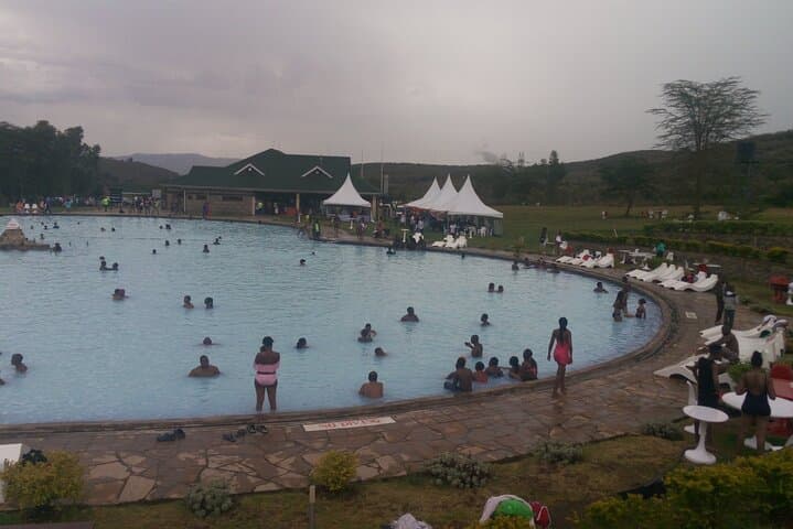 Day Tour to Lake Naivasha, Hell's Gate and Spa