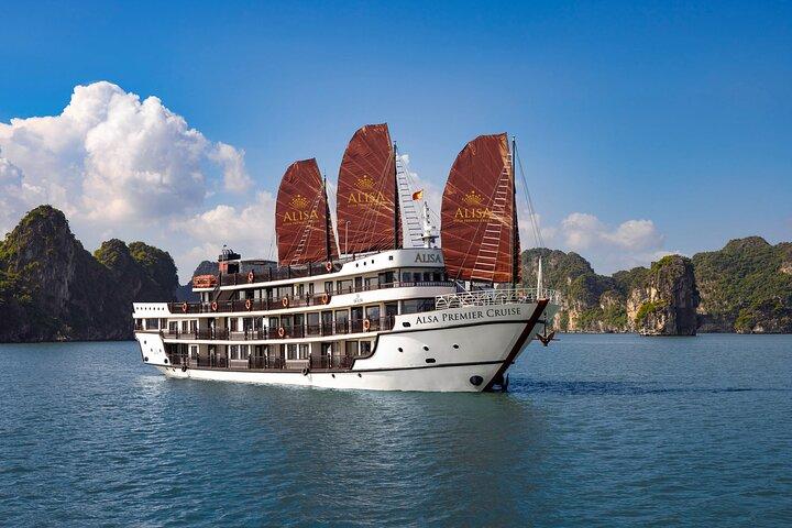 The most wonderful 2-day Ha Long Bay trip on 5-star Alisa Cruise