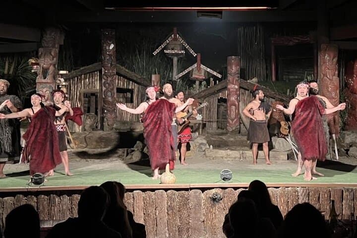 Rotorua Cultural & Geothermal Small Group Tour From Auckland