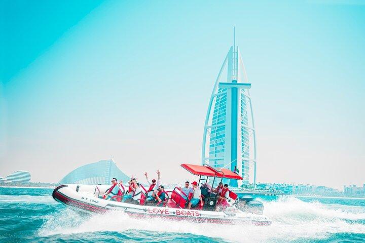 Dubai Speedboat Tour: JBR Skyline, Atlantis, Burj AlArab Optional