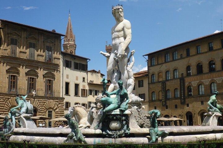 Private All-inclusive Florence Wonders Walking Tour with Accademia Gallery