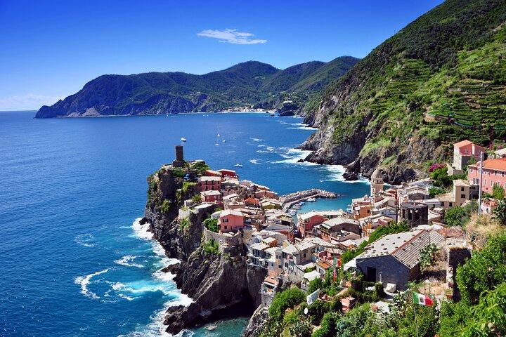 Cinque Terre Private Tour from Florence with Driver