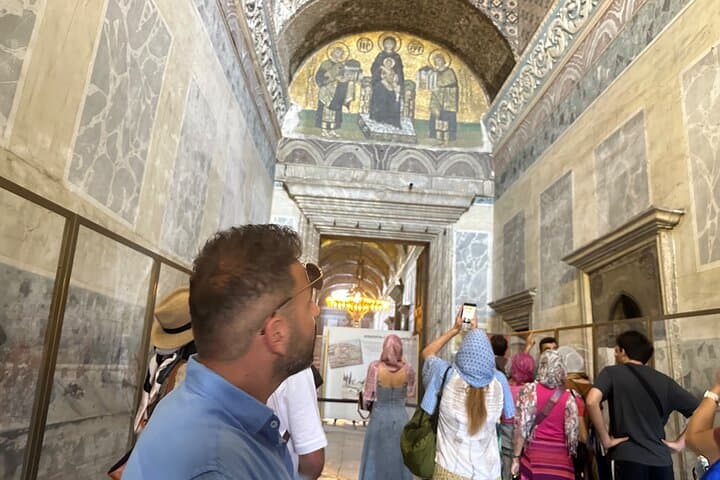 Hagia Sophia Tour with Official Licensed Guide - Fast Entry