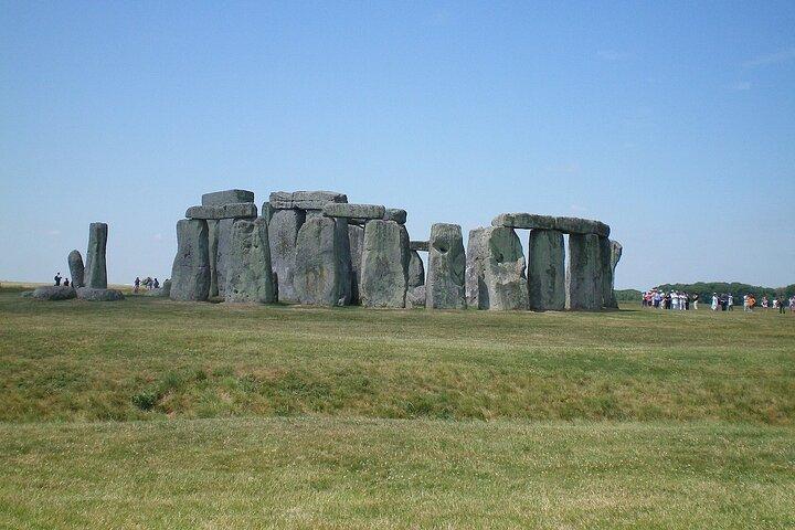 Stonehenge Roman Bath Private Tour with Admission