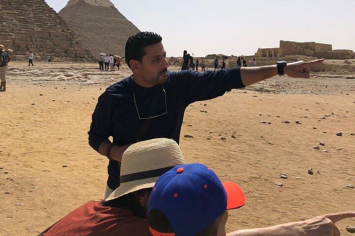 Private Giza Pyramids Tour with Local Guide