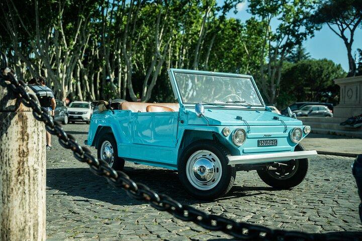 Rome Tour by Classic Fiat 600 Cabriolet with Prosecco