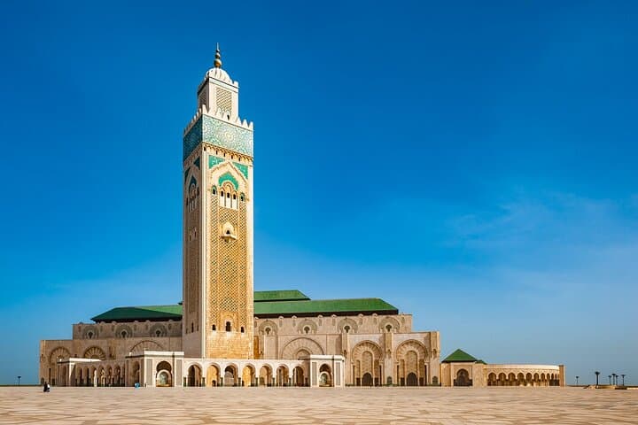 Casablanca City Tour: Mosque & Corniche Highlights