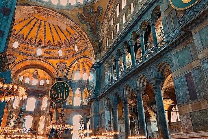 Topkapi Palace and Hagia Sophia Museum Tour from Istanbul