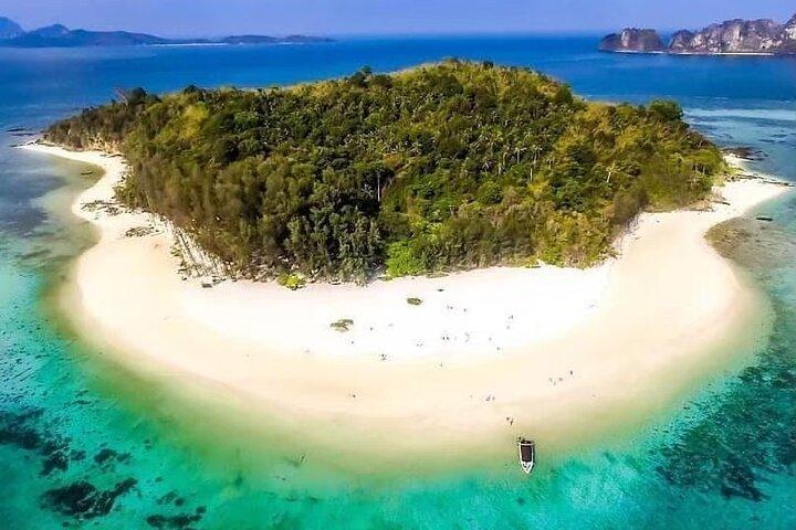 Krabi: Phi Phi, Maya Bay, Bamboo Island Speedboat Tour with Lunch