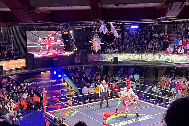 Lucha Libre Saturday Show in Mexico City (SEATS FROM BALCONY)