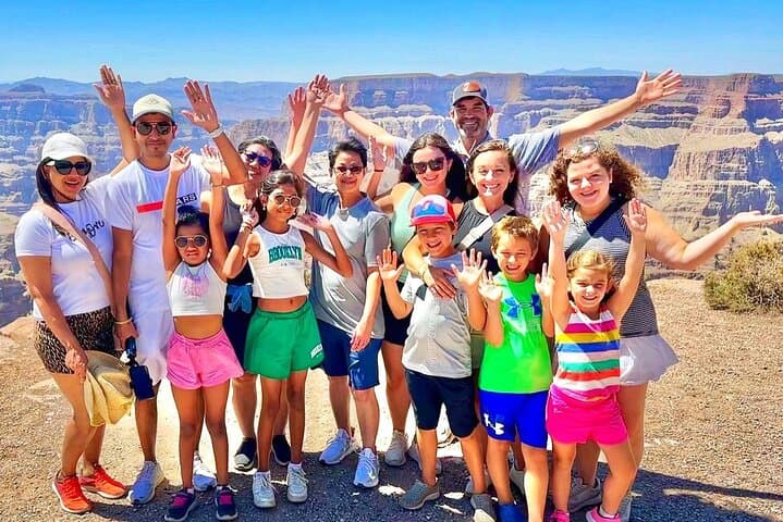Small Group Grand Canyon, Hoover Dam, 7 Magic Mountains VIP Tour